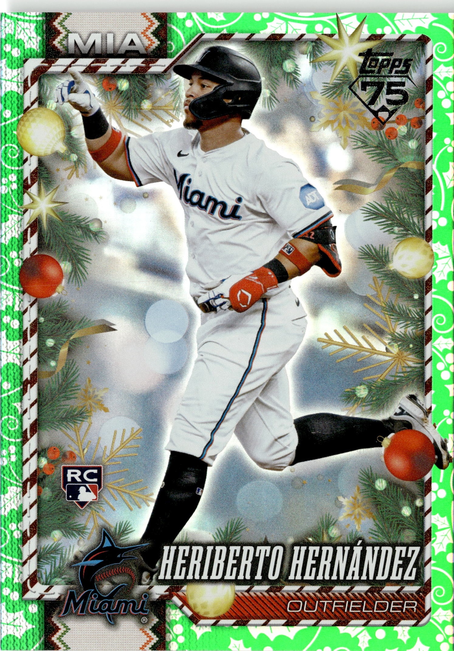 2026 Topps Holiday Heriberto Hernández graded slab