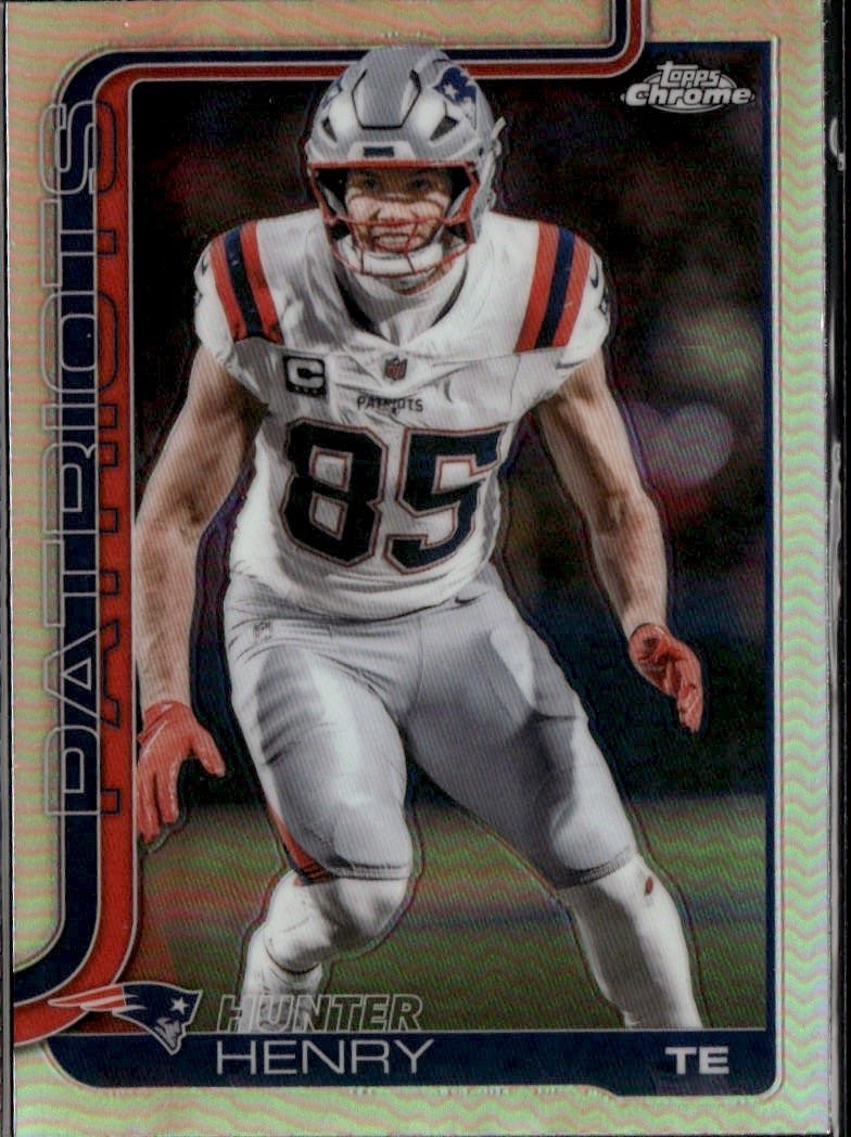 2025 Topps Chrome Hunter Henry graded slab